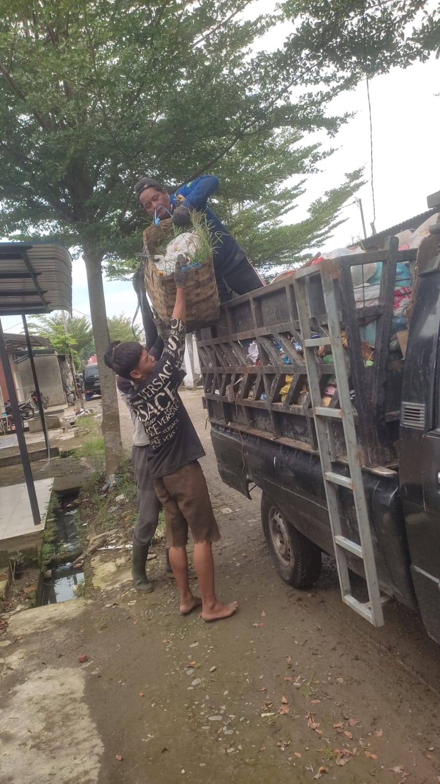 kegiatan Bang Robby dgn tim